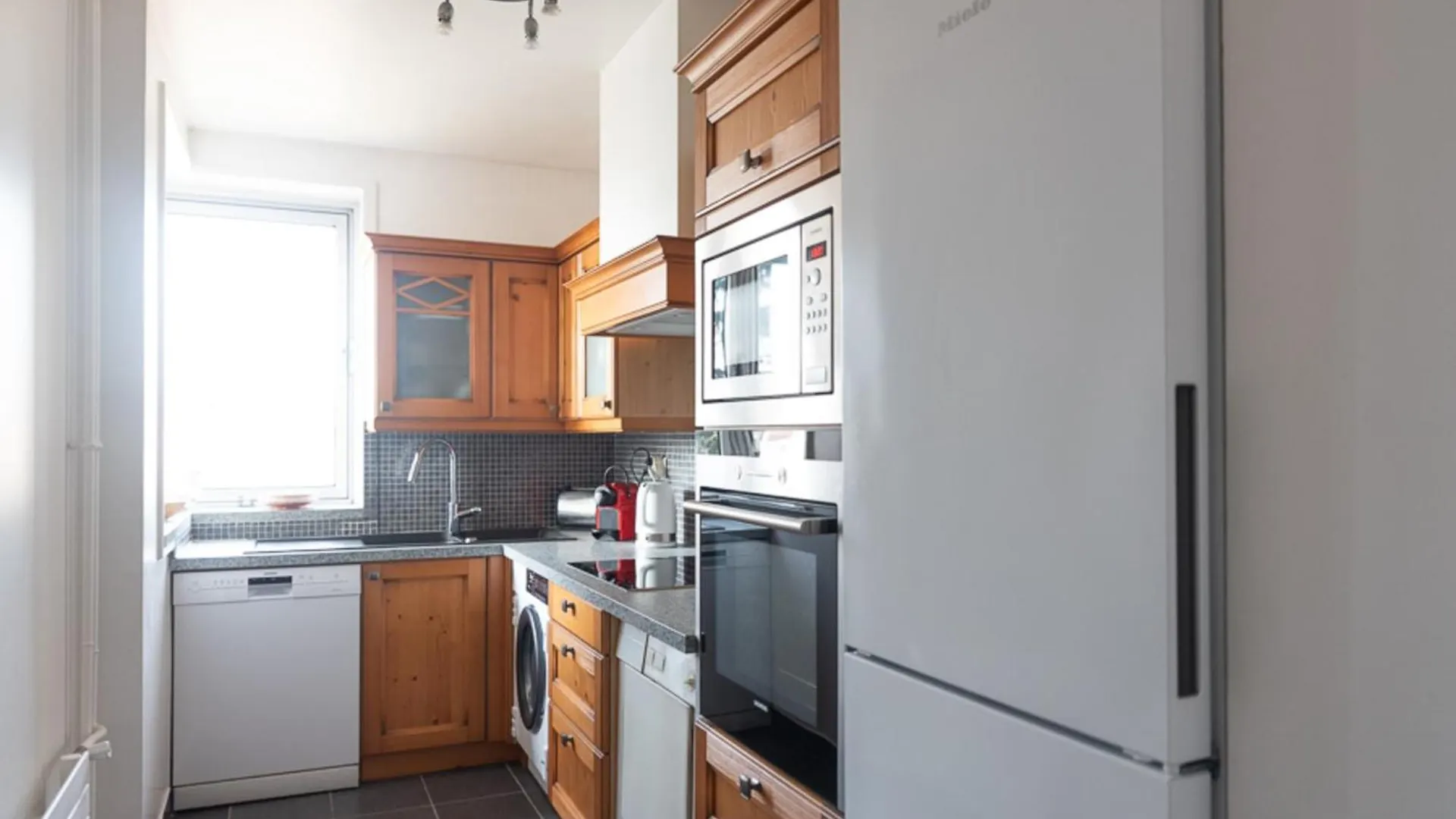 Spacious Cocoon With 2 Balconies Appartement Parijs 0*,  Frankrijk